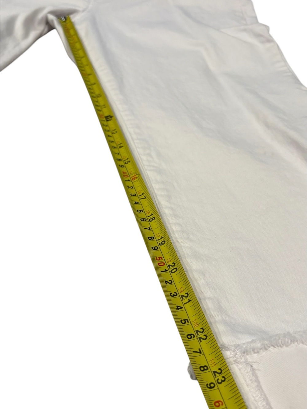 Kut from the Kloth - Women's Amy Cropped Straight Leg jean. Size 16. White - Picture 14 of 15